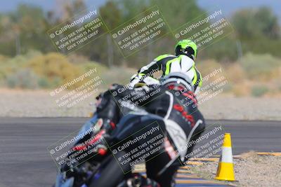 media/Sep-25-2023-Moto Forza (Mon) [[81ffa65e0a]]/B-C Group/Session 4 (Turn 2 Backside)/